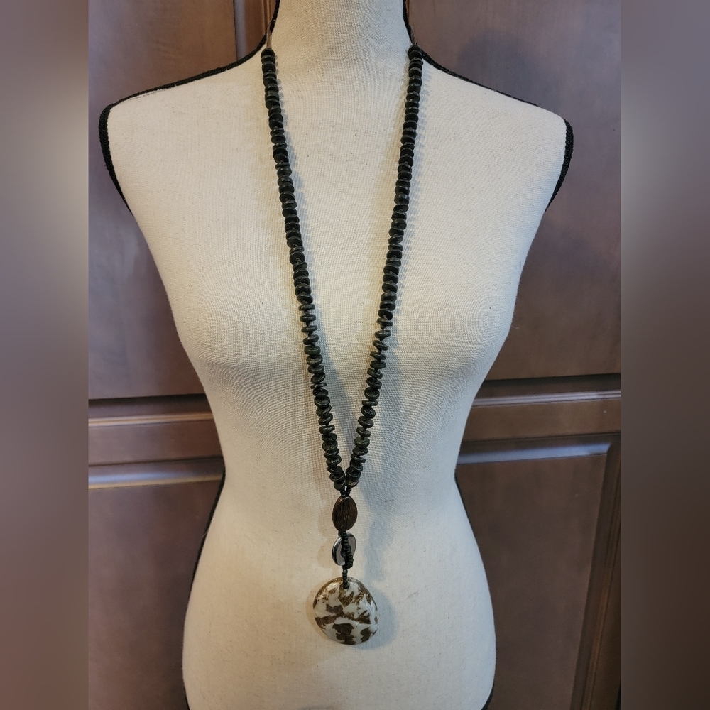 Long Black Wood Bead Necklace Shell Statement Pendant Boho 34”